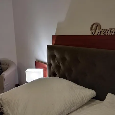 Freundsheimhof Apartment *